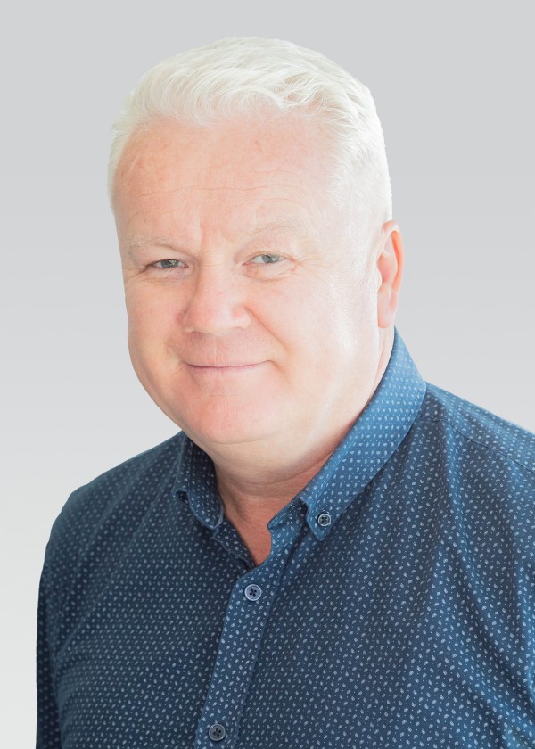 Randle Walker - head a shoulders photograph